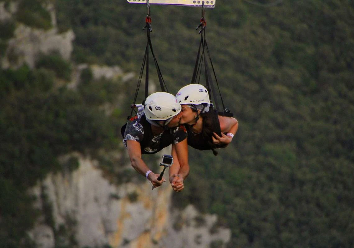 Esperienze adrenaliniche da vivere in coppia