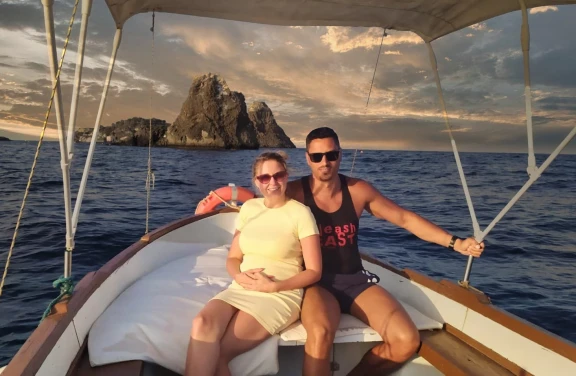 Tour in Barca ad Aci Trezza con pranzo a bordo